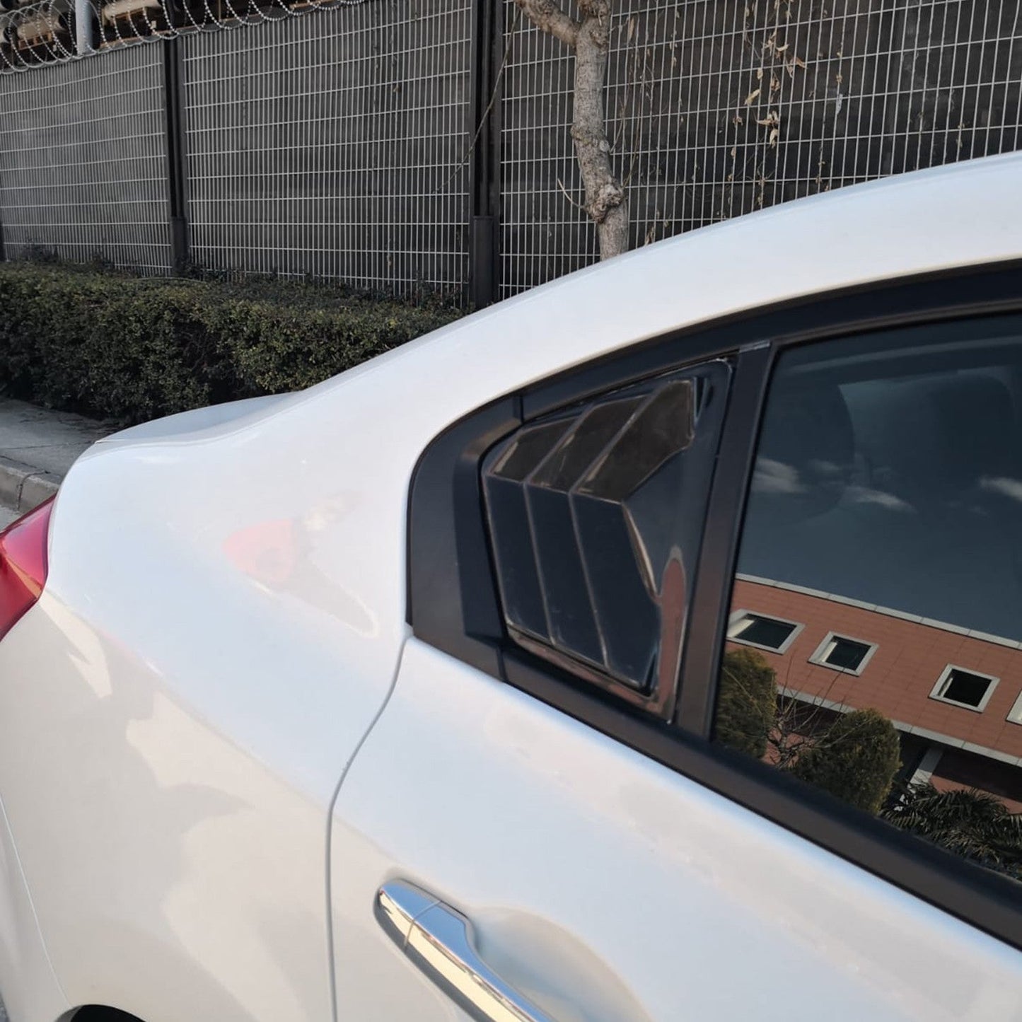 Honda Civic 2012 - 2015 Quarter Window