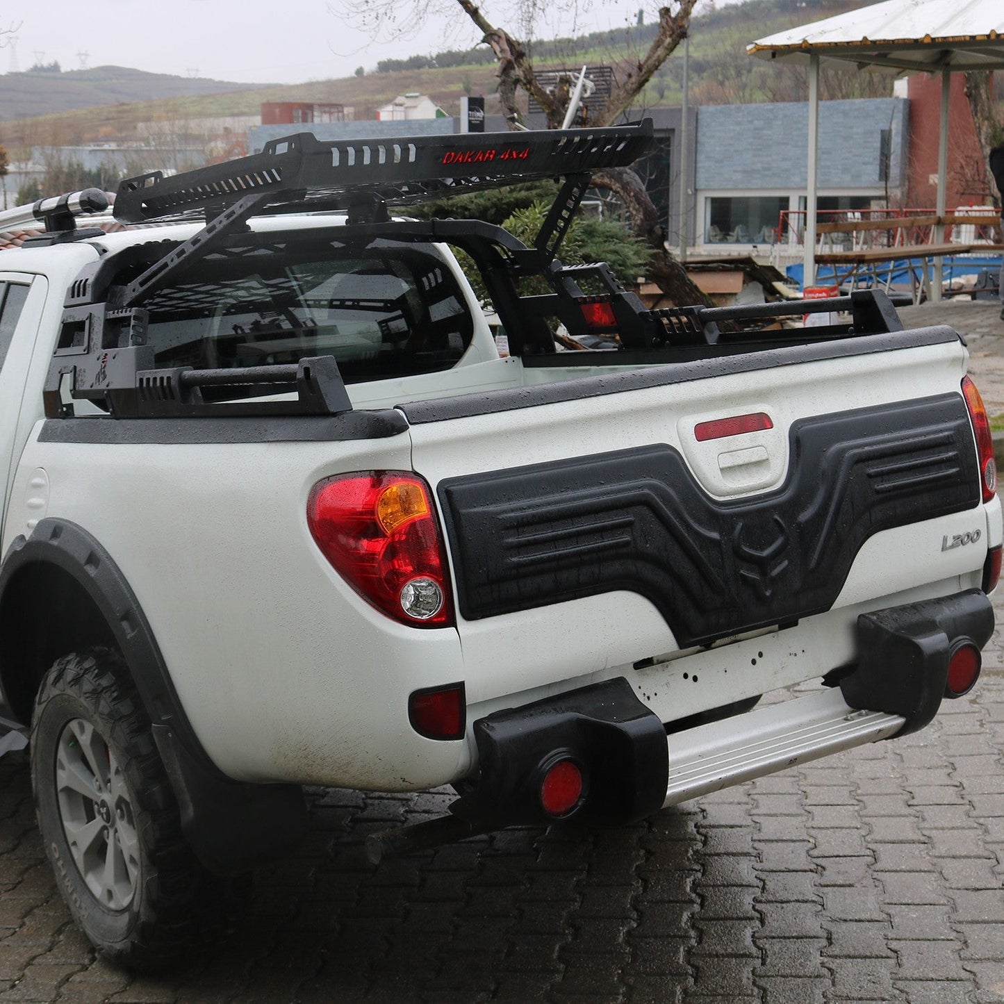 Mitsubishi L200 2007 - 2015 Boot Lid Fender Flares