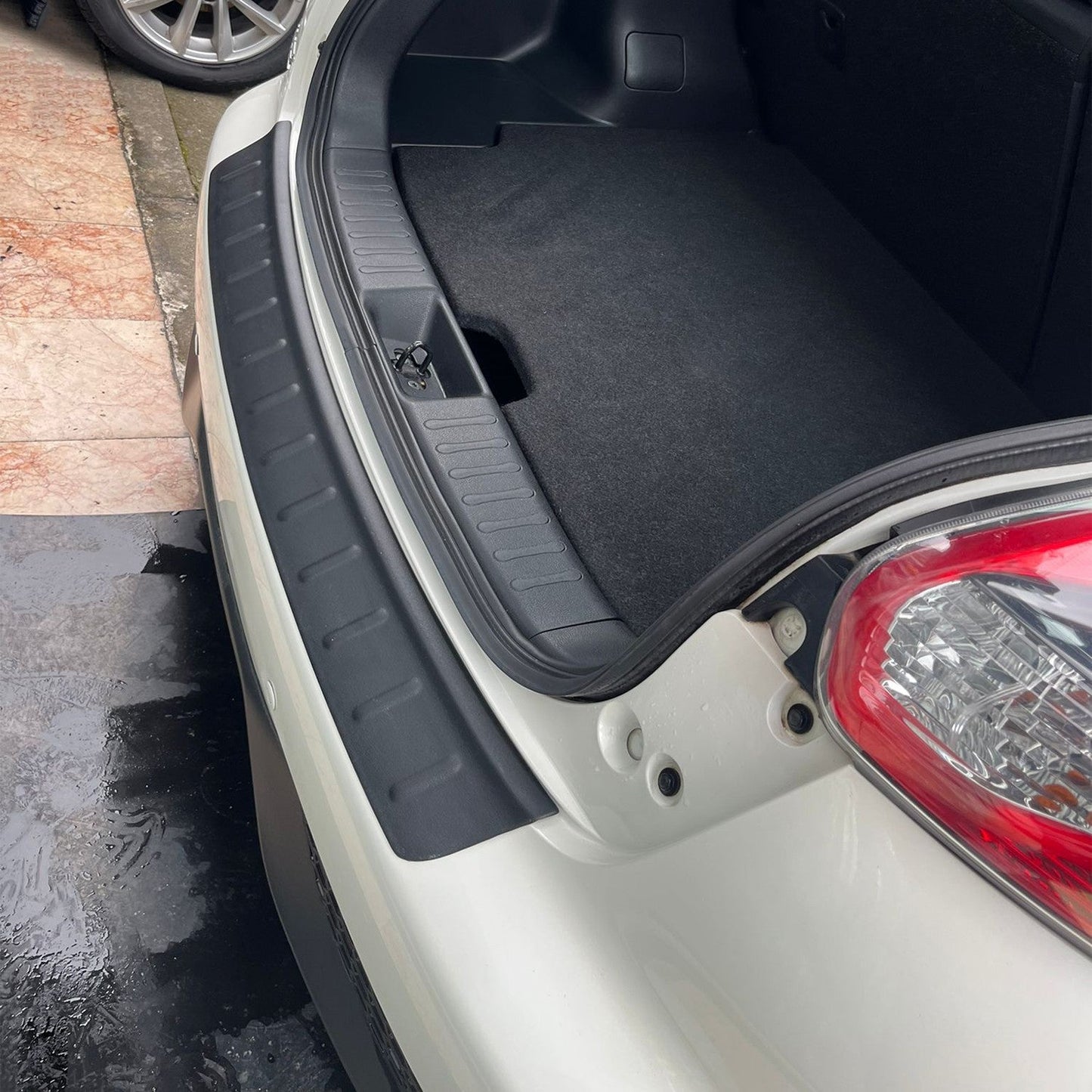 Nissan Juke 2014 - 2018 Rear Bumper Sill Protector Matt