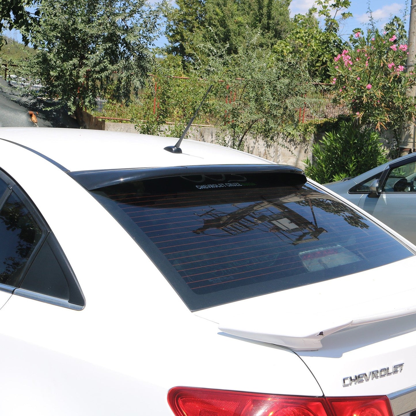 Chevrolet Cruze 2008 - 2016 Rear Window Spoiler