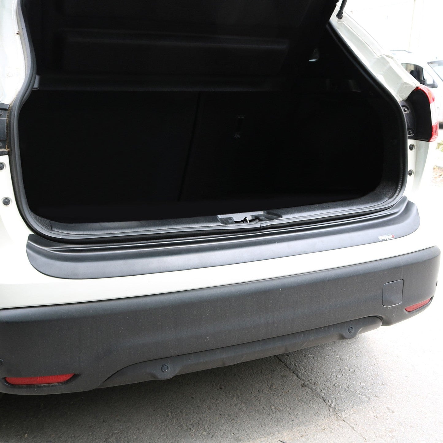 Nissan Qashqai 2014 - 2016 Rear Bumper Sill Protector Matt