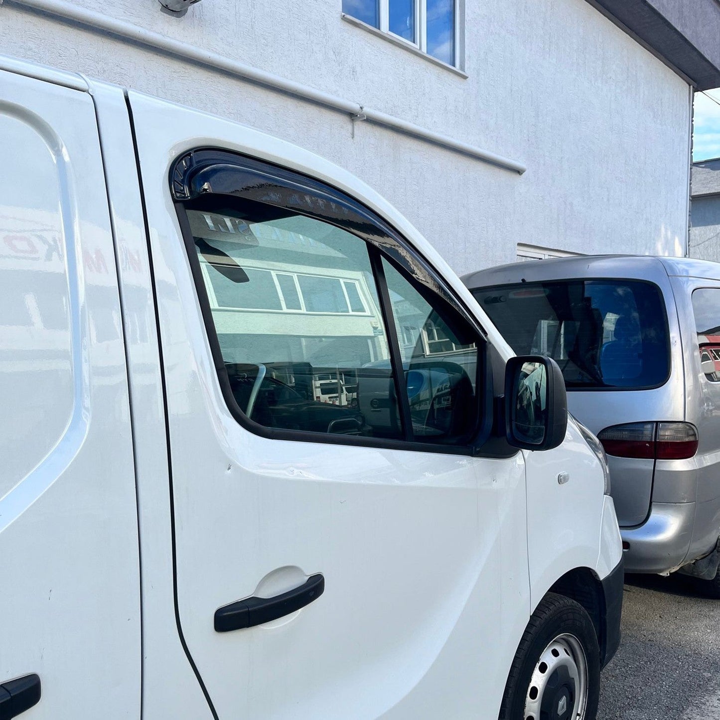 Renault Trafic 2014 - 2019 Window Wind Deflectors 2pcs
