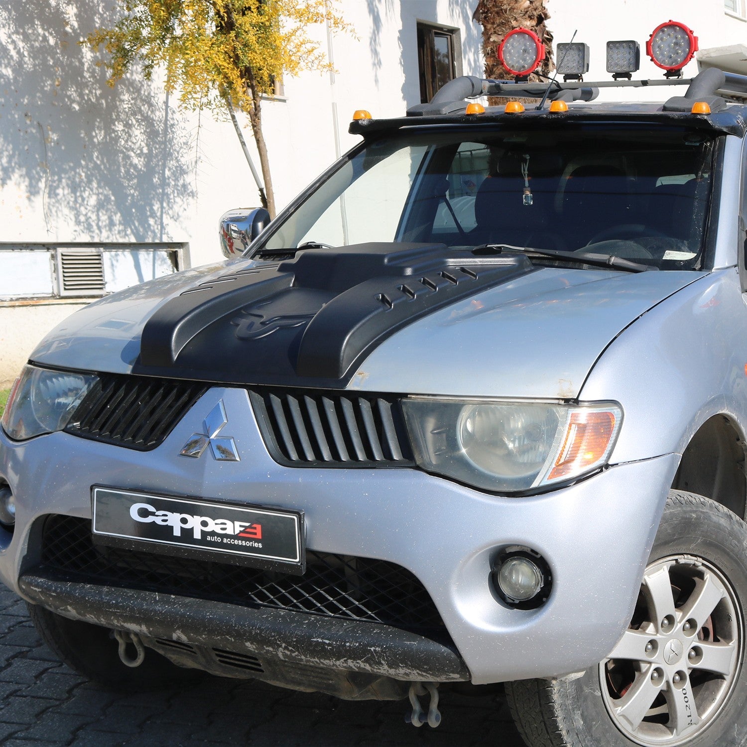 Mitsubishi L200 2007 - 2015 Bonnet Large Scoop
