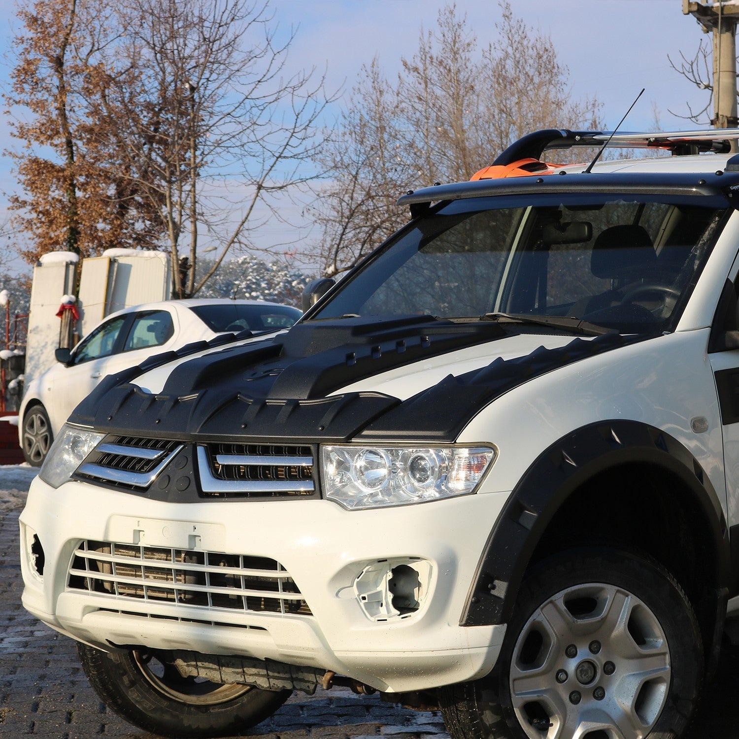 Mitsubishi L200 2007 - 2015 Bonnet Scoop
