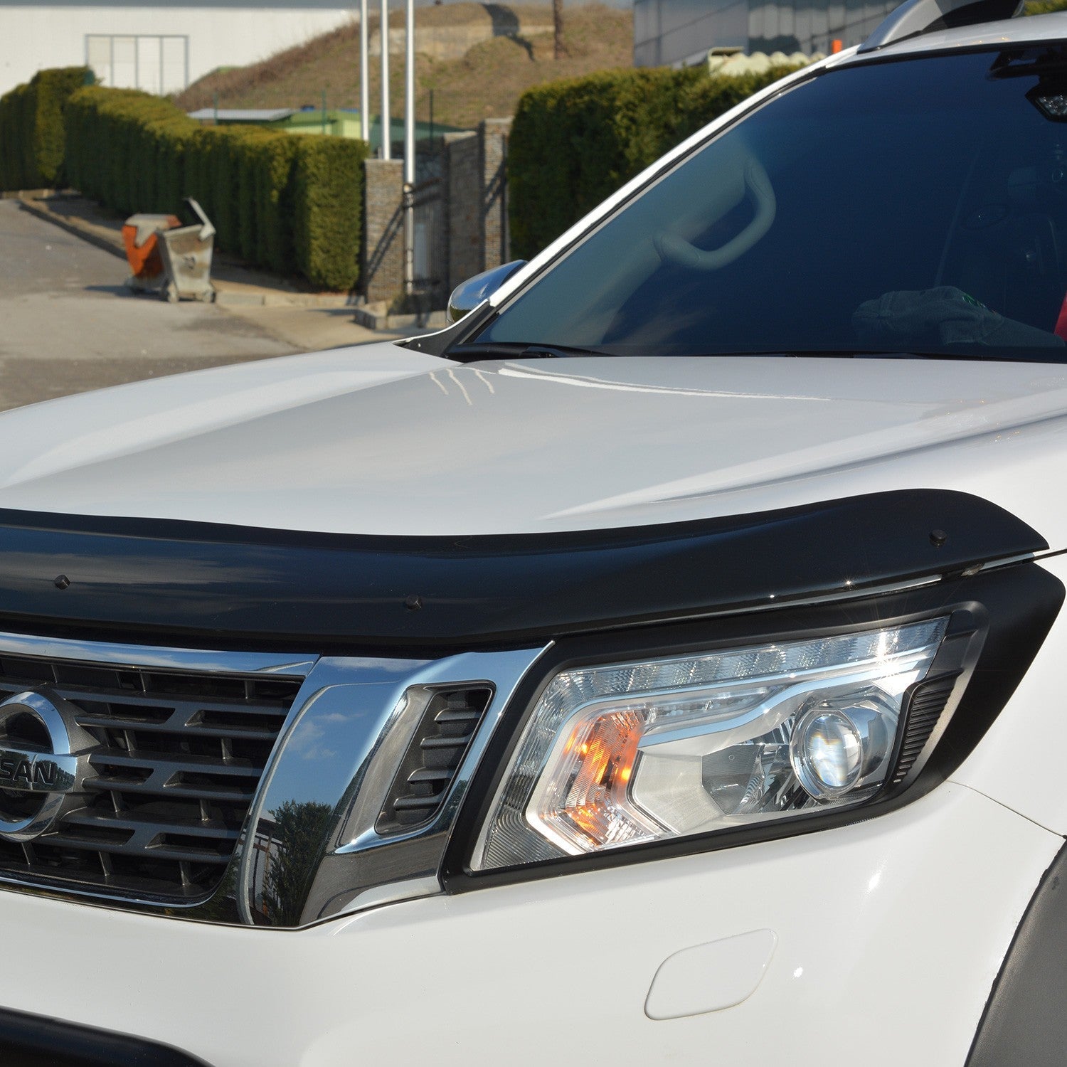 Nissan Navara 2016 - 2021 Bonnet Deflector 3mm