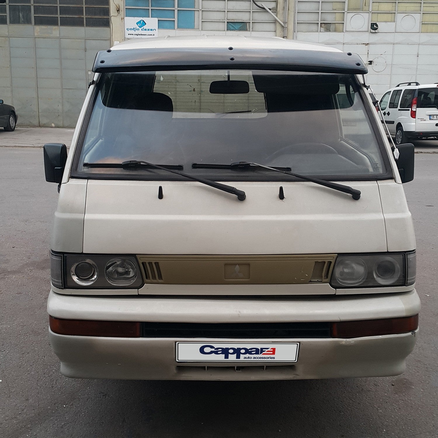 Mitsubishi L300 1990 - 2000 Sunvisor Sun Visor Wind Deflector