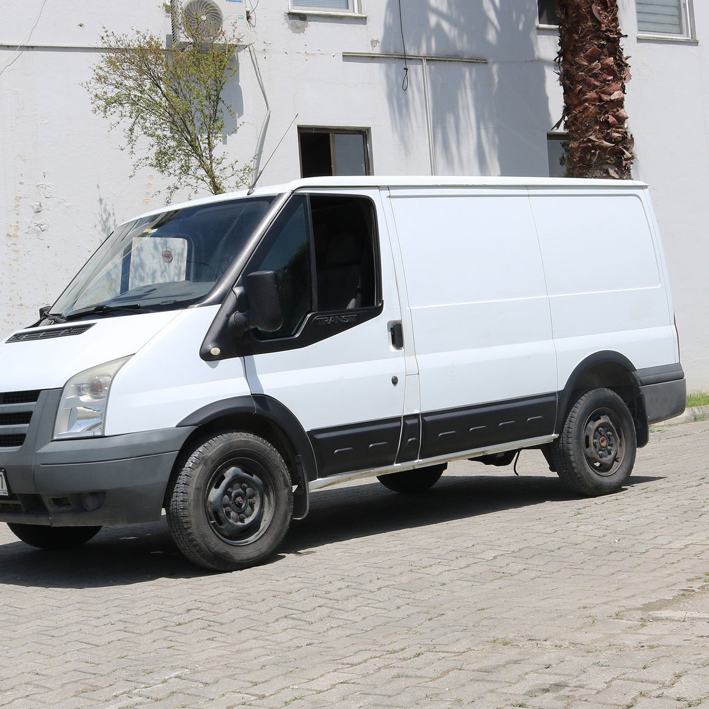 Ford Transit 2006 - 2013 Rear Bumper Sill Protector
