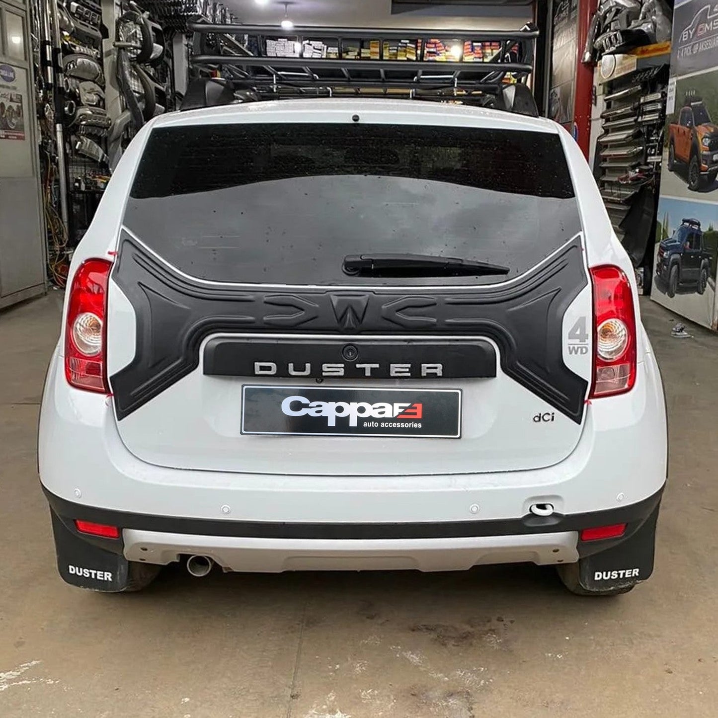 Dacia Duster 2010 - 2017 Boot Lid Fender Flares