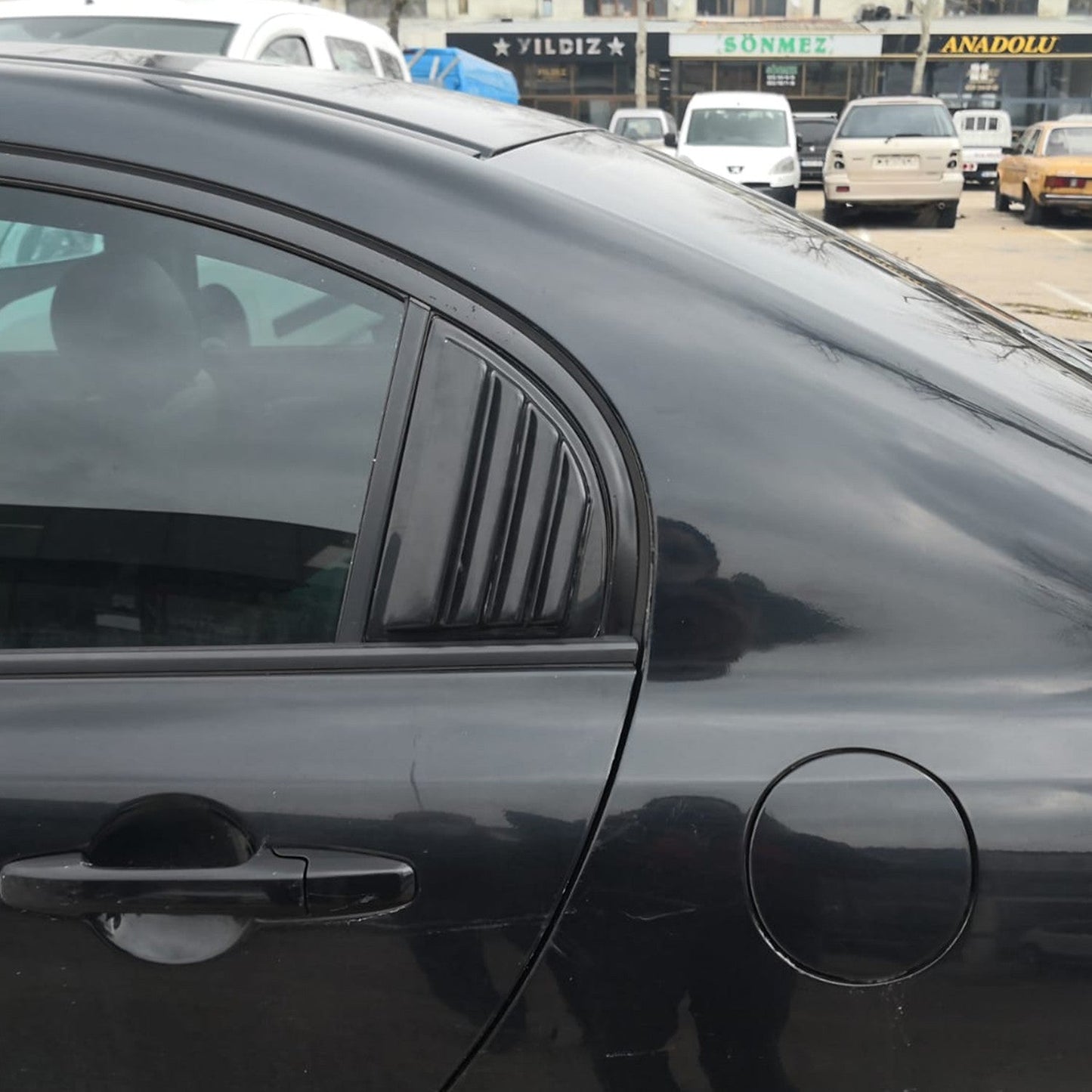 Honda Civic 2006 - 2012 Quarter Window