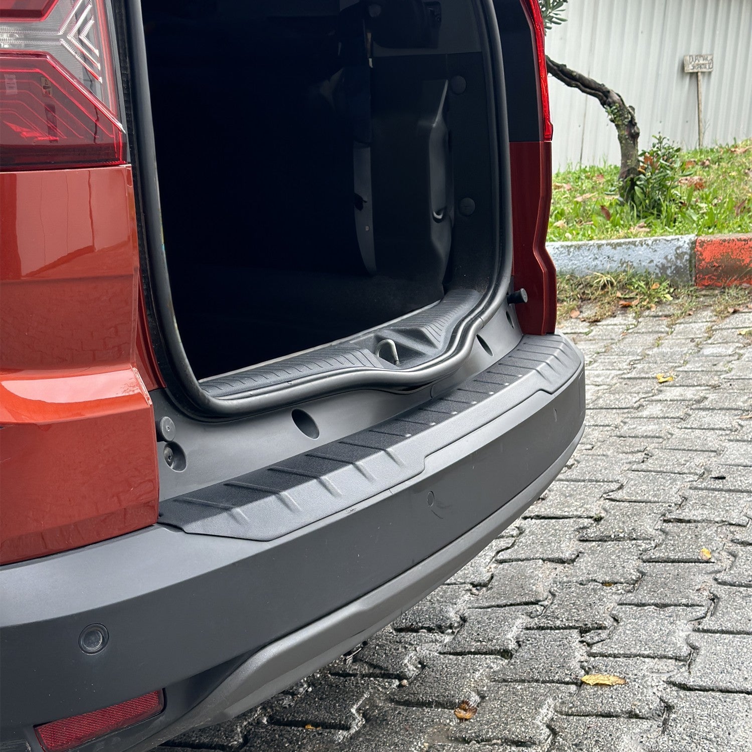 Dacia Jogger 2022 Onwards Rear Bumper Sill Protector Matt