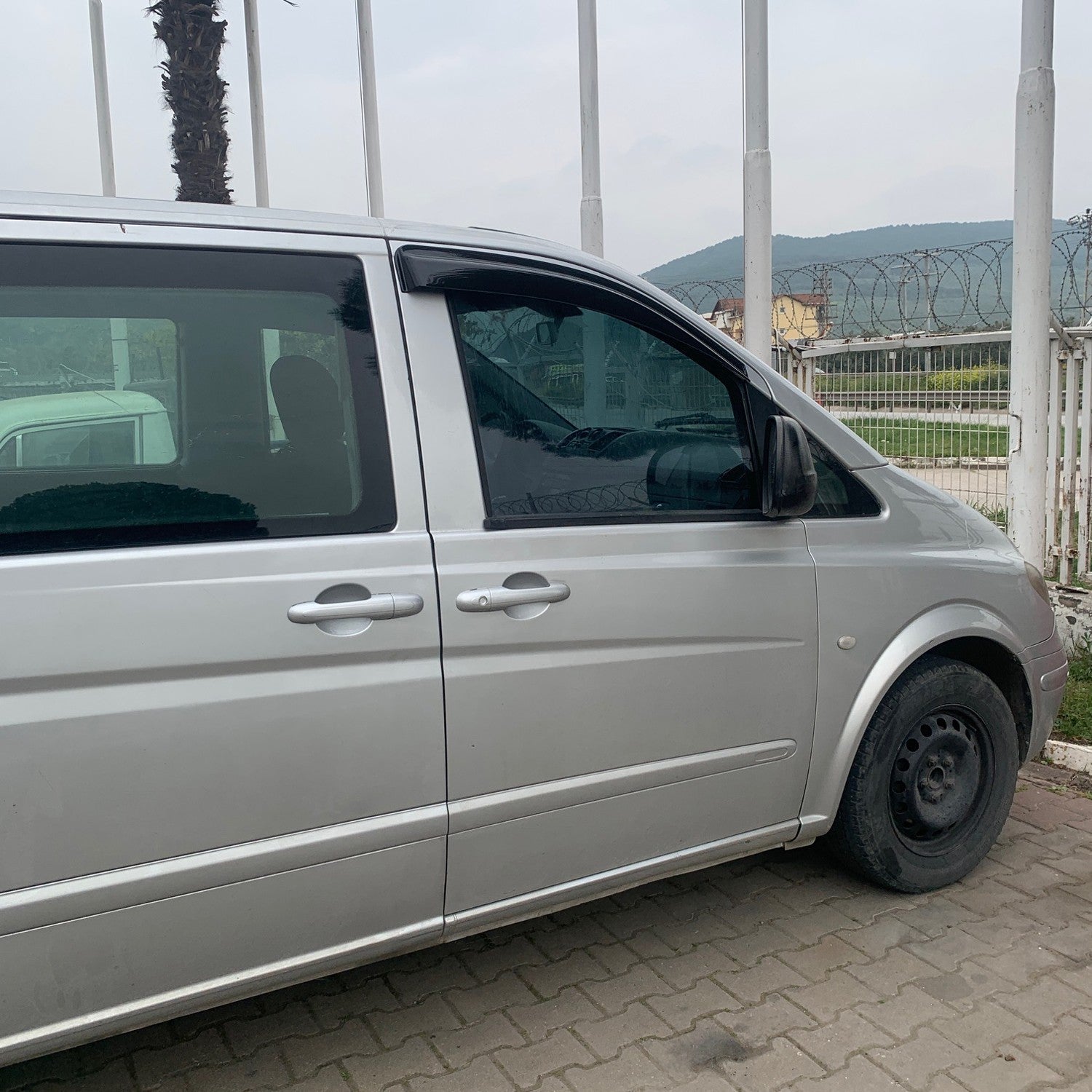 Mercedes Vito 2004 - 2010 Window Wind Deflectors 2pcs