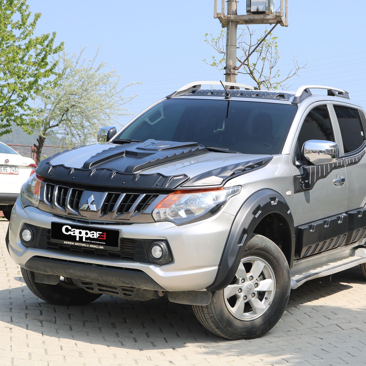 Mitsubishi L200 2015 - 2019 Bonnet Scoop