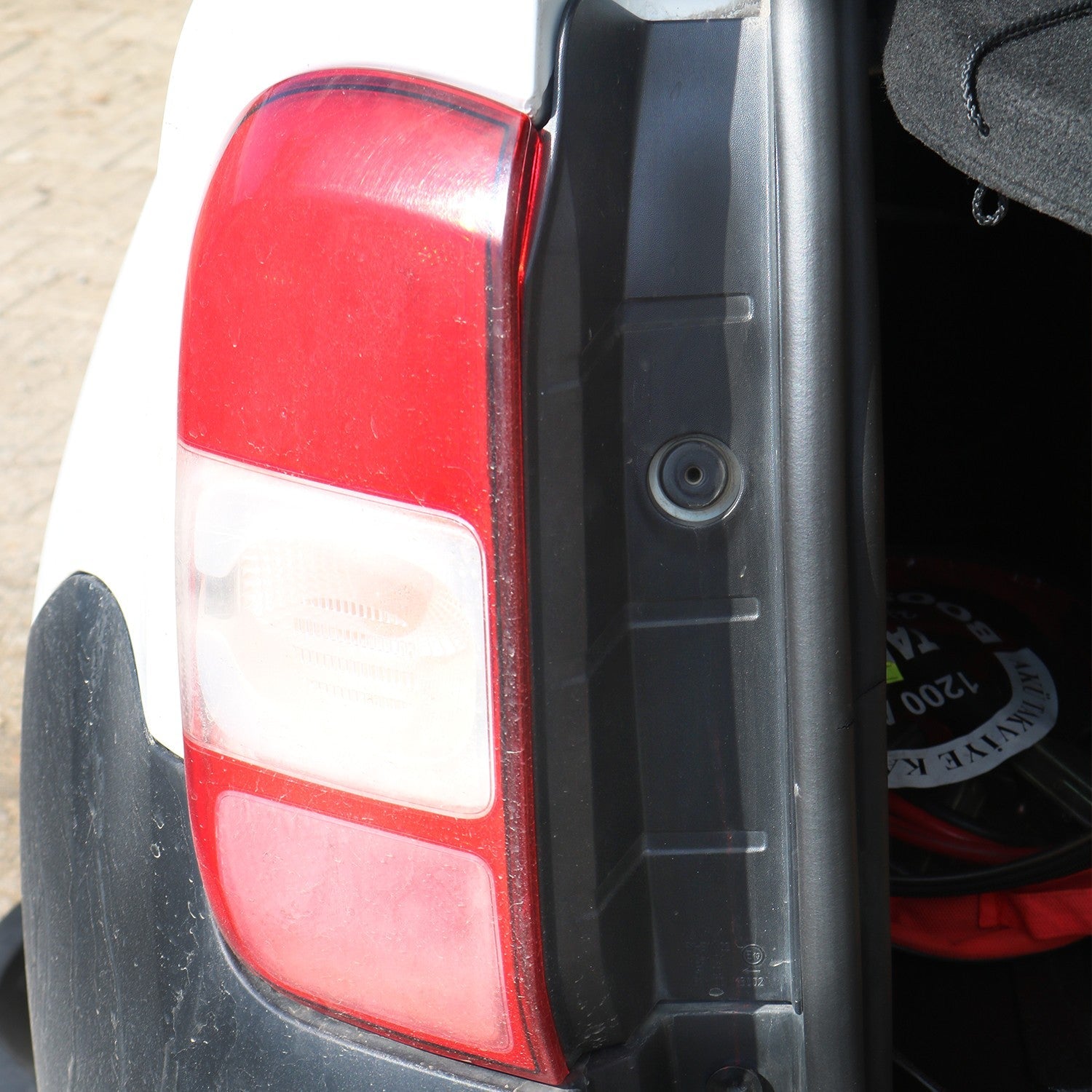 Dacia Duster 2010 - 2017 Boot Sill Protector 3pcs