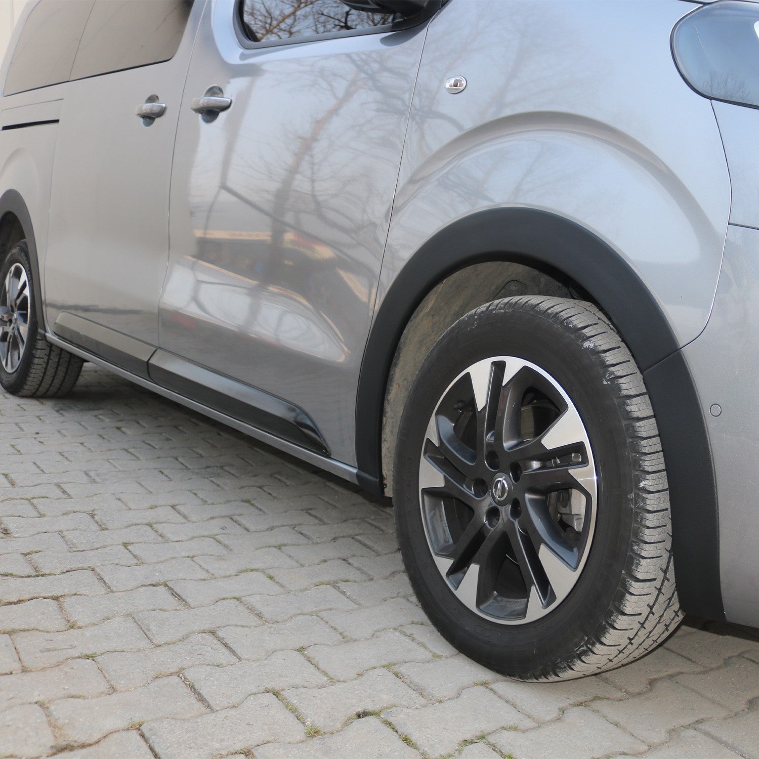 Opel Zafira 2019 Onwards Fender Flares