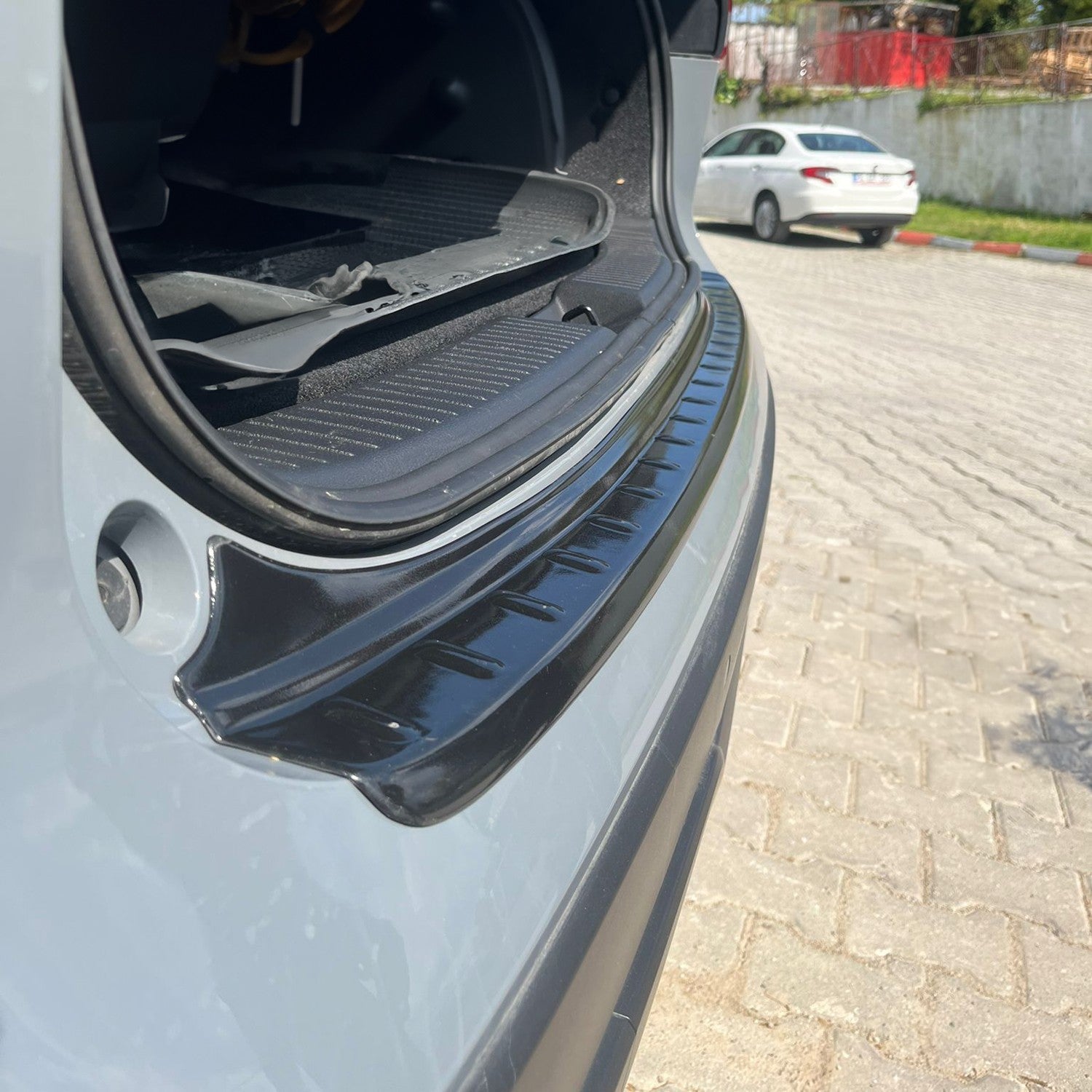 Nissan Qashqai 2021 Onwards Rear Bumper Sill Protector Gloss